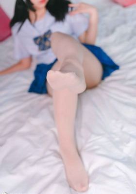 逼逼
