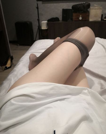 韩国 年轻的母亲