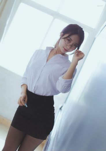 年轻的老婆3视频