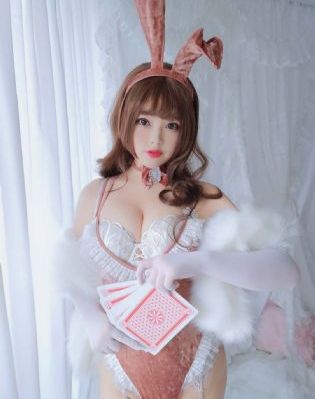 少妇洁白无删减版av8