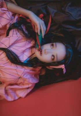 娇妻被健身教练挺进嗯啊视频
