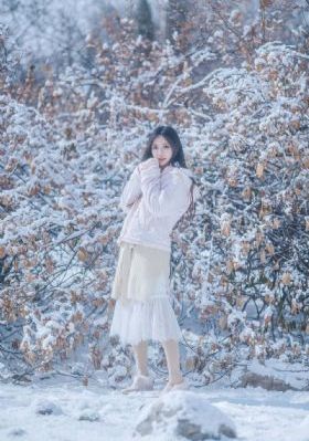 六个瑞典女孩在加油